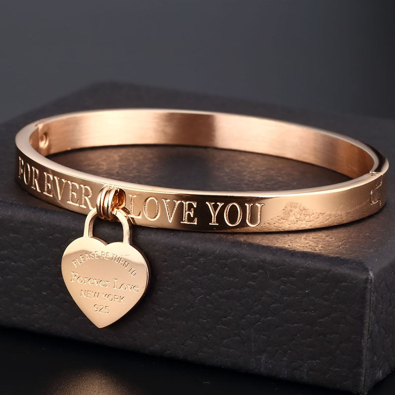 Trendy Love Heart Bangle